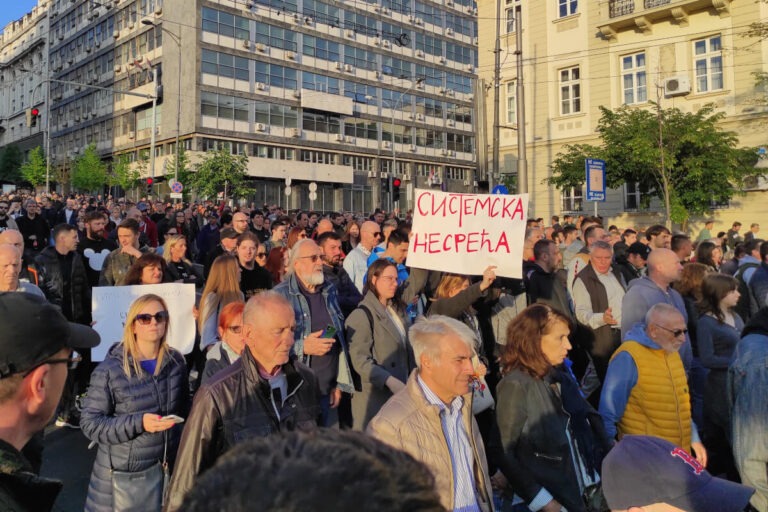 Protest Srbija protiv nasilja