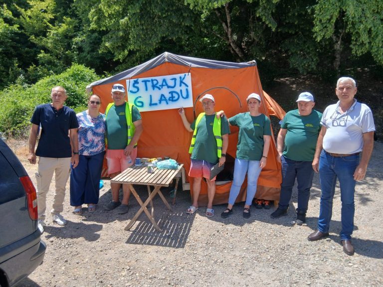 Radnice i radnici rudnika Lece