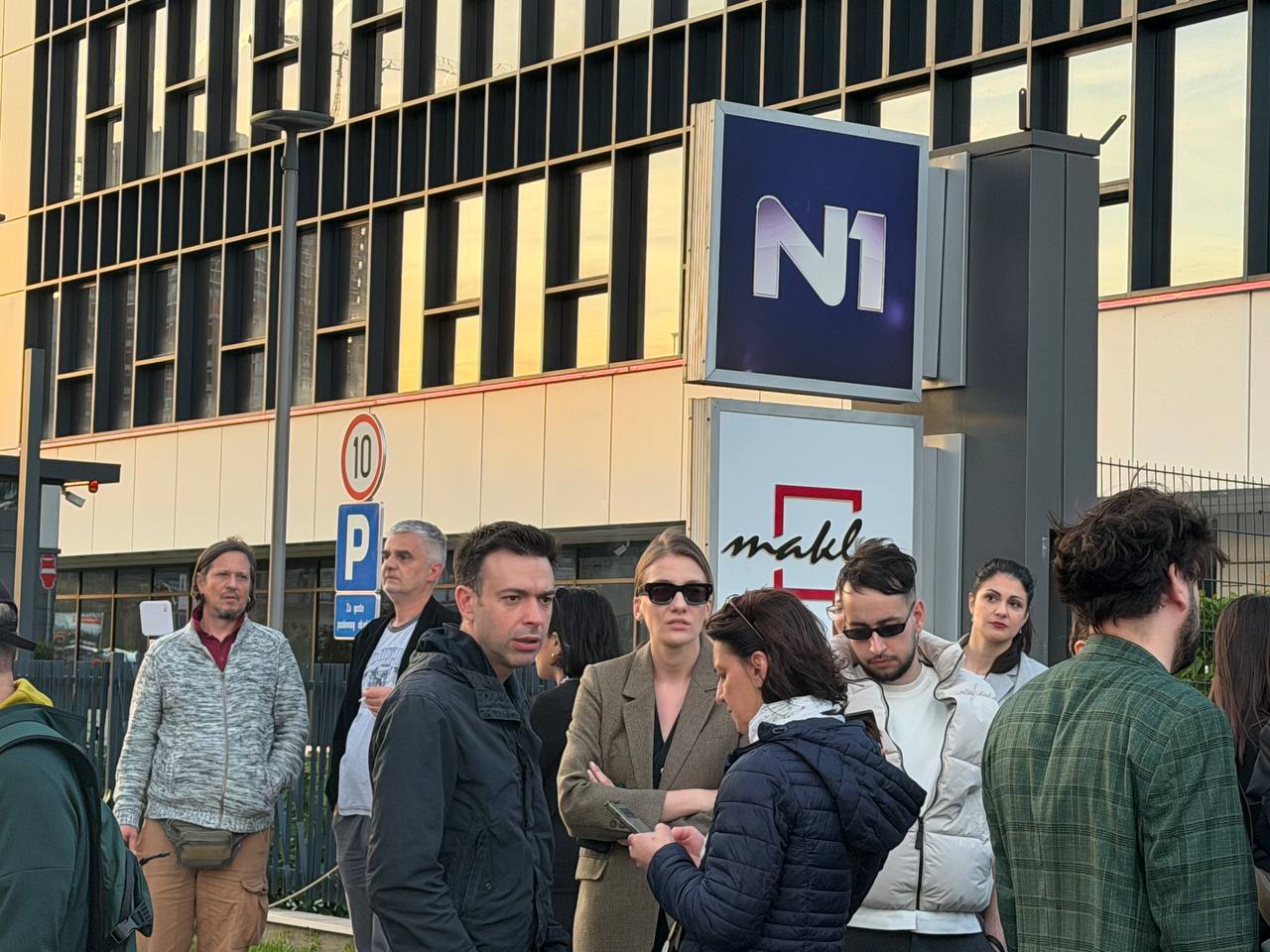 N1